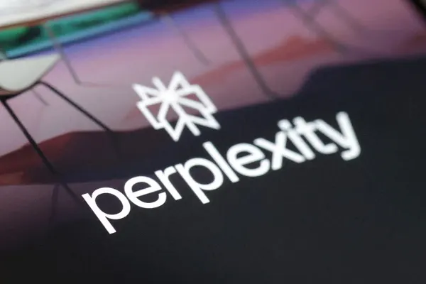 Đánh Giá Perplexity: Công Cụ AI Tìm Kiếm Đột Phá
