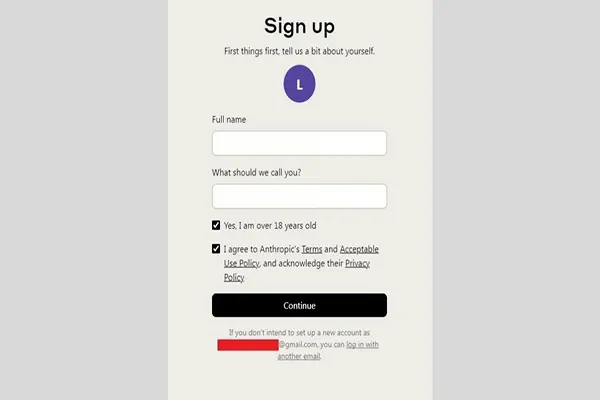 Điền đầy đủ biểu mẫu khi đăng ký